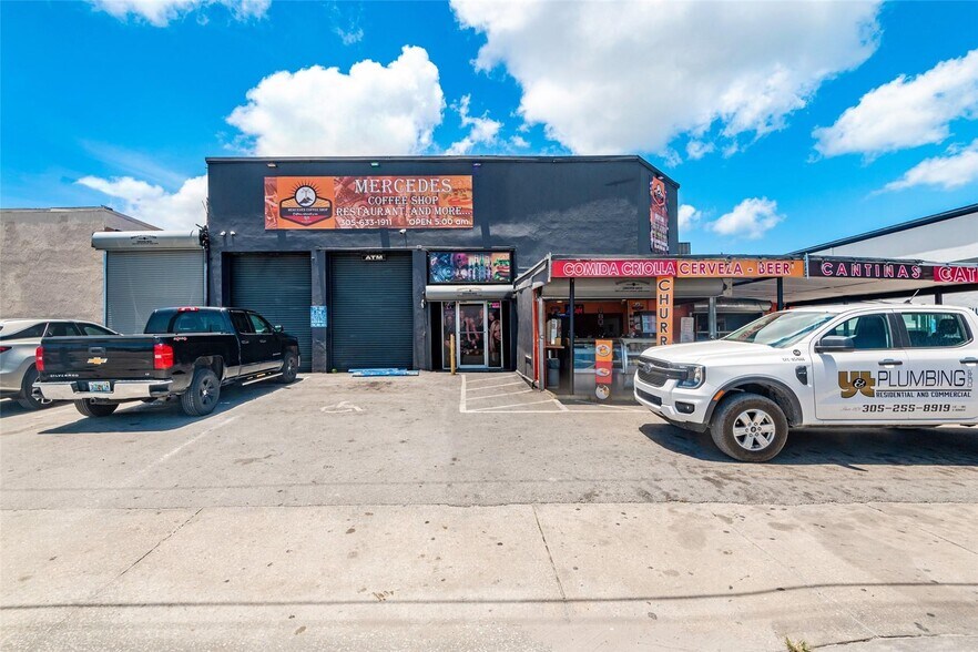More Photos Of 3595 NW 54th St, Miami Warehouse For Sale