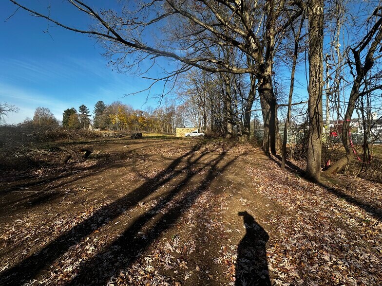 More Photos Of 651 Lincoln St, Oxford Land For Sale