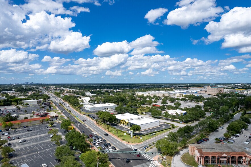 More Photos Of 1675 Sun Life Path, Orlando Freestanding For Lease