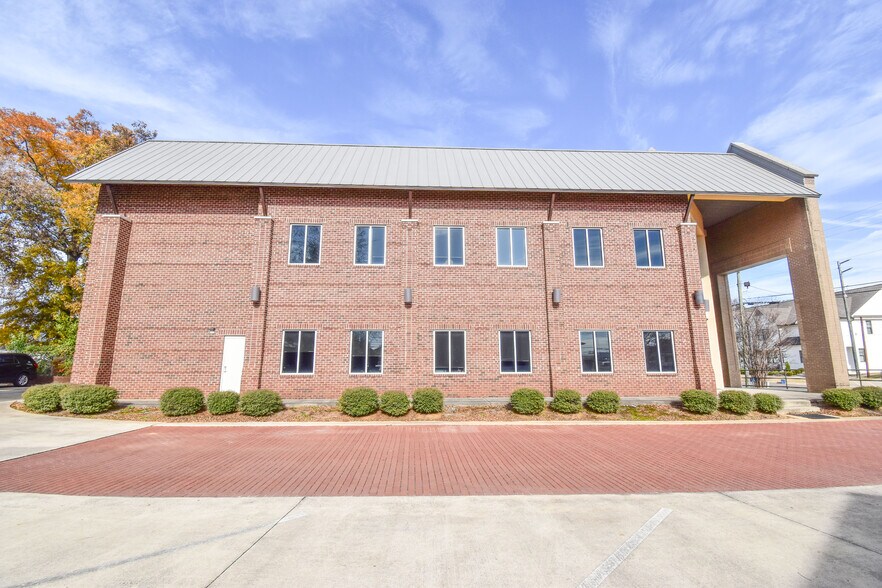 More Photos Of 1434 22nd Ave, Tuscaloosa Office For Sale