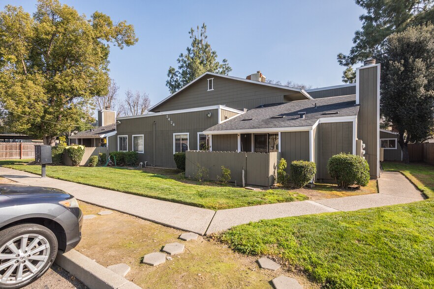 More Photos Of 2424 Winchester Dr, Lodi Apartments For Sale