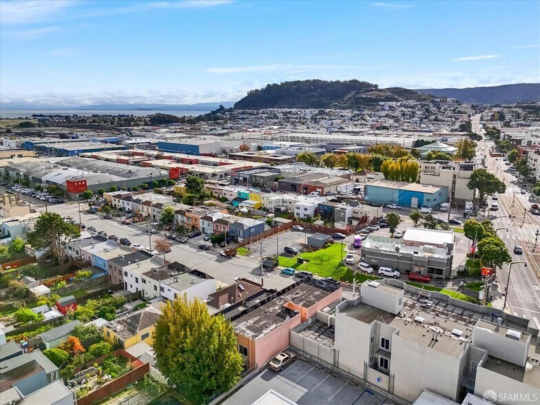 More Photos Of 1678 Wallace Ave, San Francisco Specialty For Sale