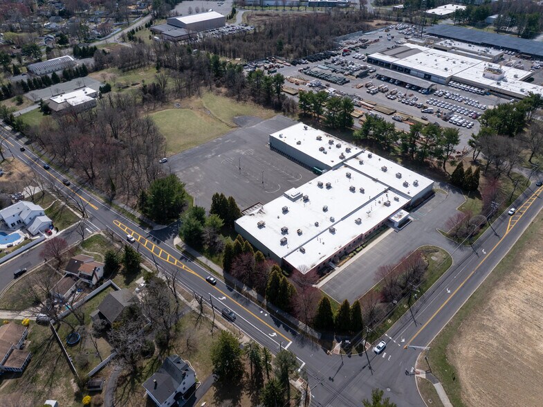 More Photos Of 390 New Albany Rd, Moorestown Warehouse For Sale