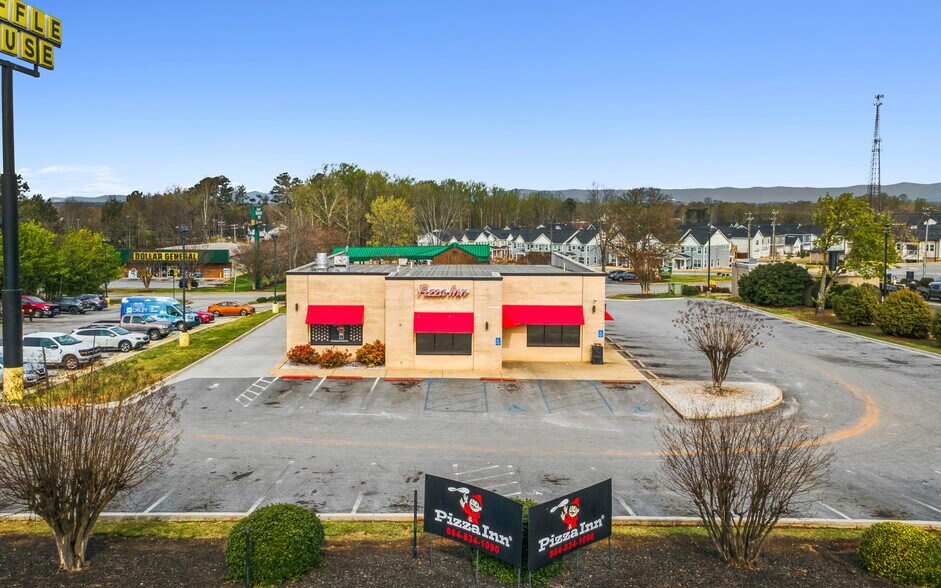 More Photos Of 515 Roe Center Ct, Travelers Rest Land For Lease