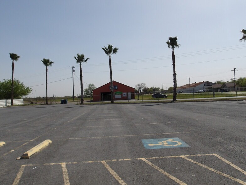 More Photos Of 1 Industrial Pkwy, Rio Hondo Freestanding For Sale