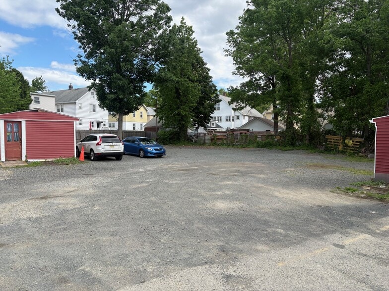 Primary Photo Of 34 North Ave, Garwood Freestanding For Lease