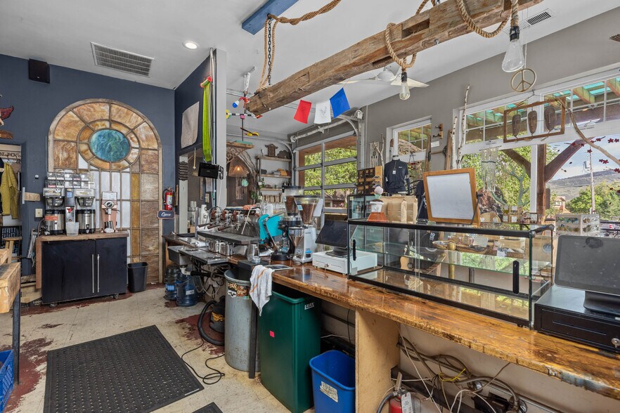 More Photos Of 442 High St, Lyons Restaurant For Sale