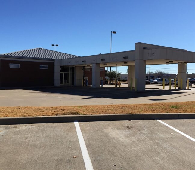 More Photos Of 7367 N Beach St, Fort Worth Bank For Sale