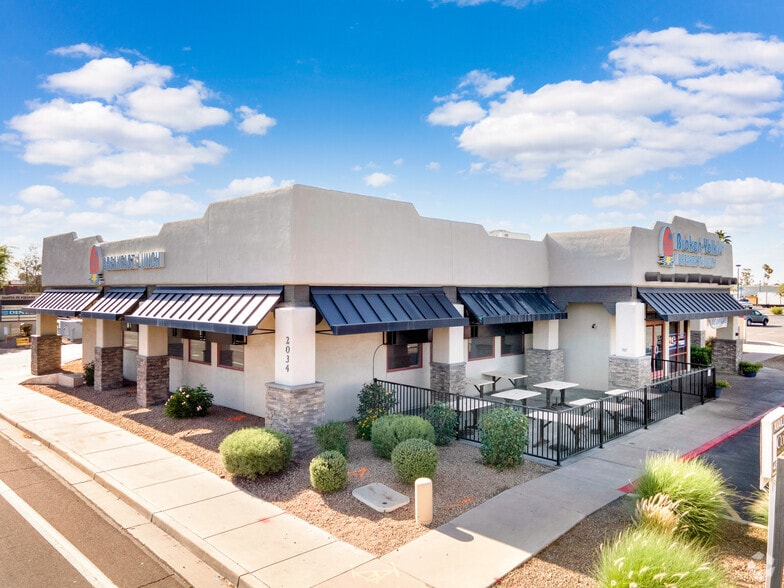 More Photos Of 925-2034 S Gilbert Rd, Mesa Unknown For Lease