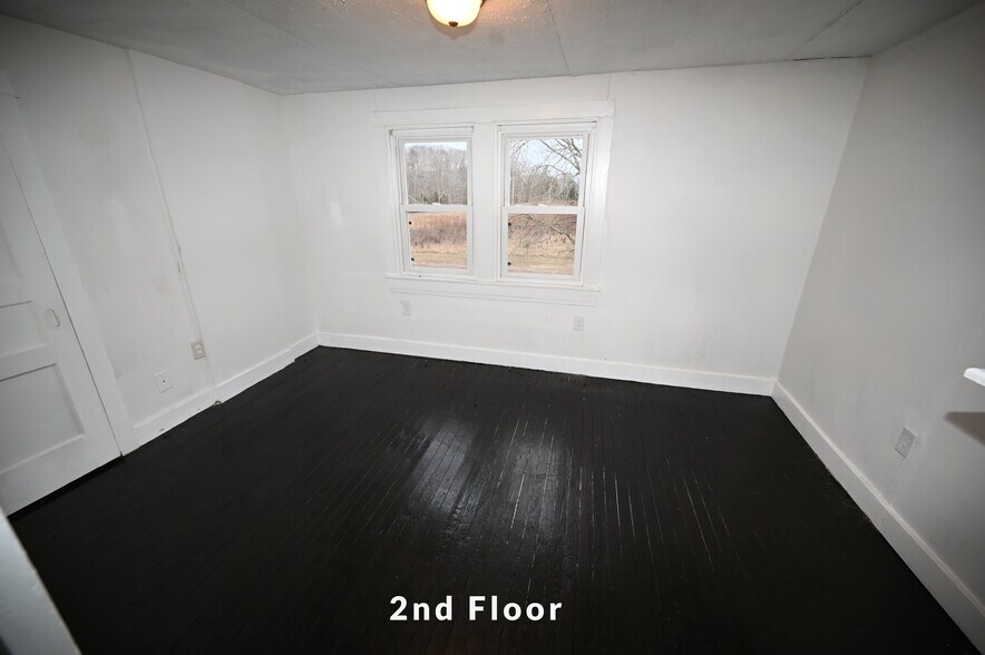 More Photos Of 7635 Annapolis Woods Rd, Welcome Land For Sale