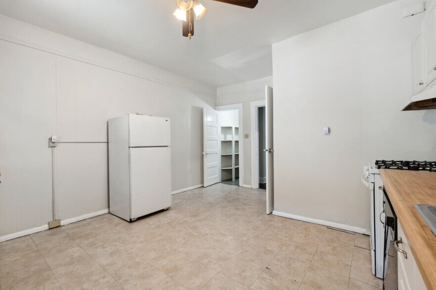 More Photos Of 3526 Keswick Rd, Baltimore Apartments For Sale