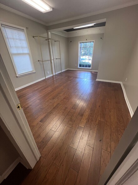 More Photos Of 2604 7th St, Tuscaloosa Office For Lease