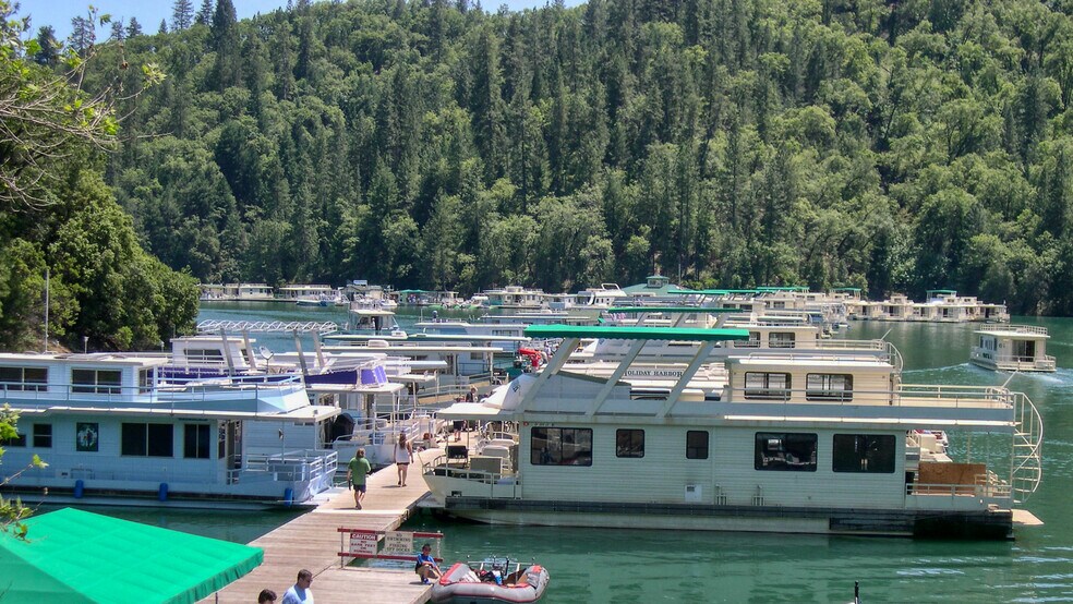 Primary Photo Of 20061 Shasta Caverns, Lakehead Marina For Sale