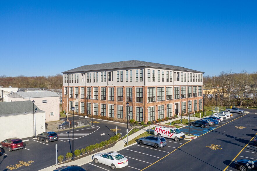 More Photos Of 73 Washington St, Mount Holly Apartments For Sale