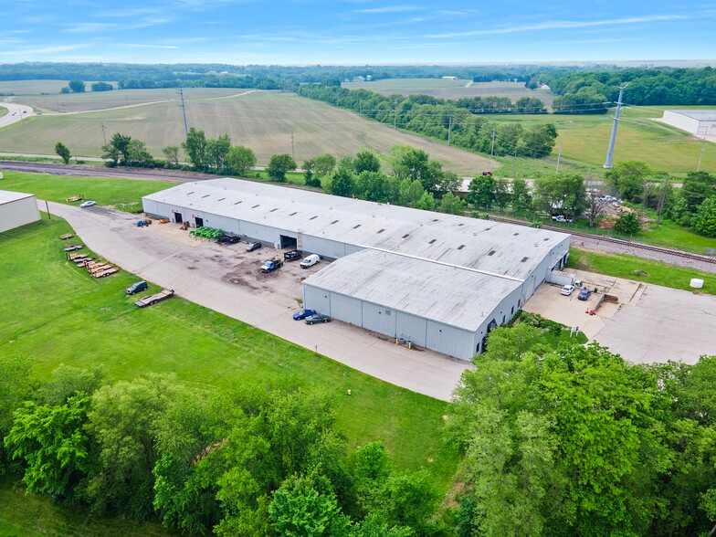 More Photos Of 1815 Morrissey Dr, Bloomington Warehouse For Sale