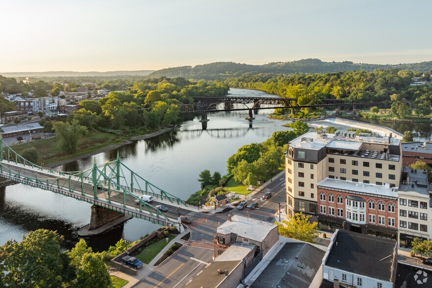 More Photos Of 100 Northampton St, Easton Apartments For Sale