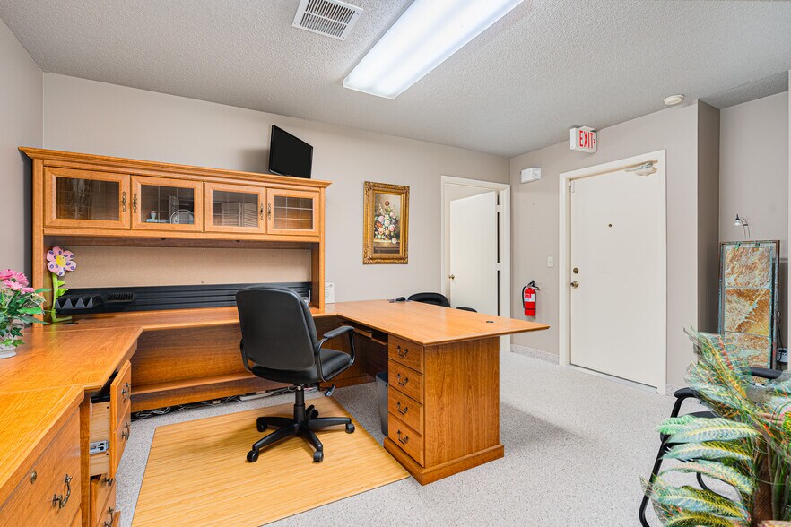 More Photos Of 555 W Granada Blvd, Ormond Beach Medical For Sale