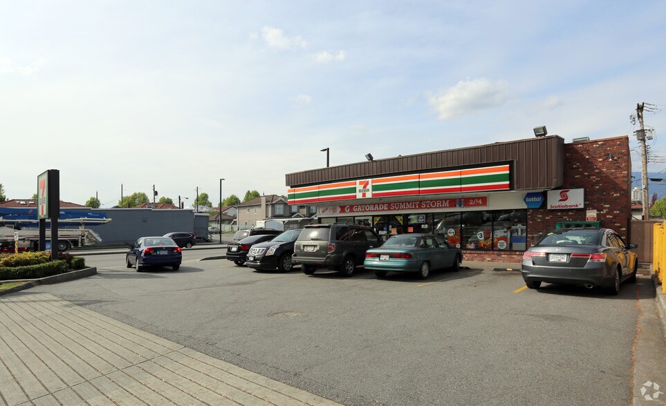 More Photos Of 4894 Knight St, Vancouver Convenience Store For Sale