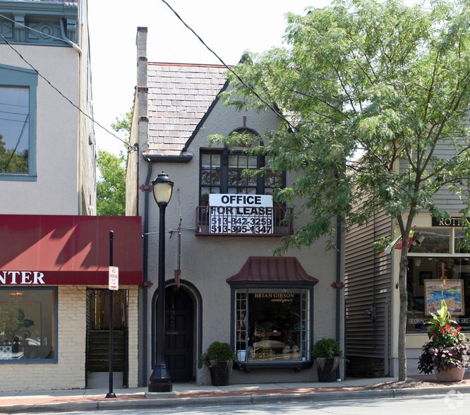 More Photos Of 1985 Madison Rd, Cincinnati Office For Sale