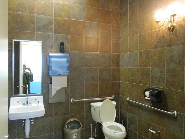 More Photos Of 1631 NW St Lucie West Blvd, Port Saint Lucie Medical For Lease