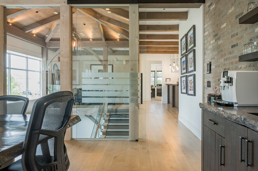 More Photos Of 6039 196 St, Surrey Showroom For Sale