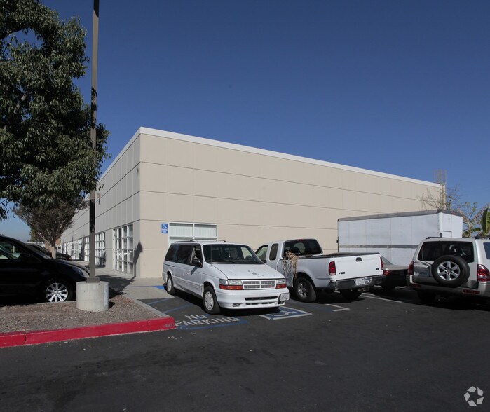 More Photos Of 13862 A Better Way, Garden Grove Light Manufacturing For Lease