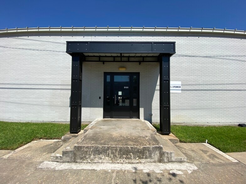 More Photos Of 2000 Edwards St, Houston Warehouse For Lease