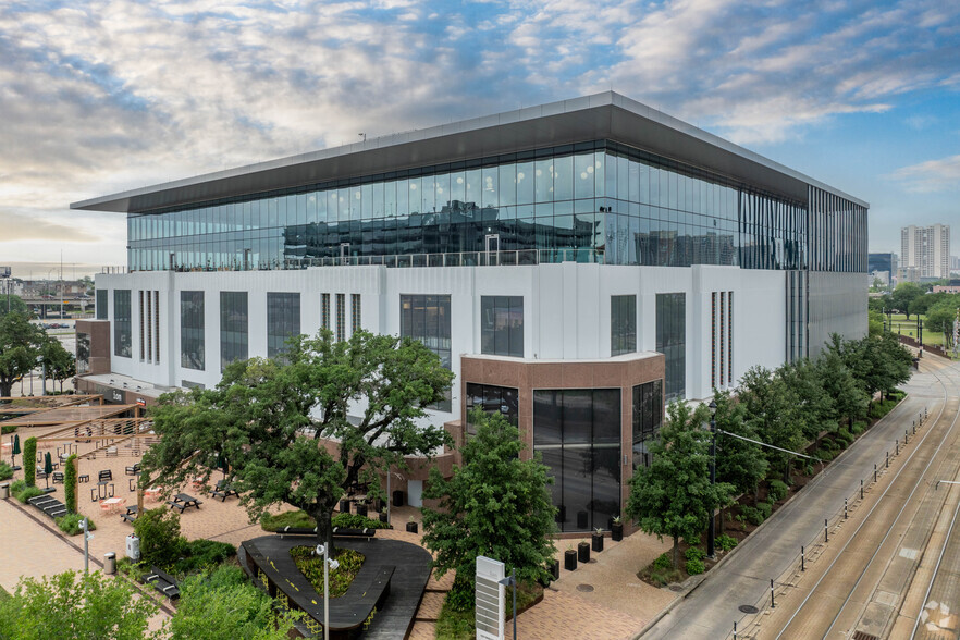 Primary Photo Of 4201 Main St, Houston Office For Lease