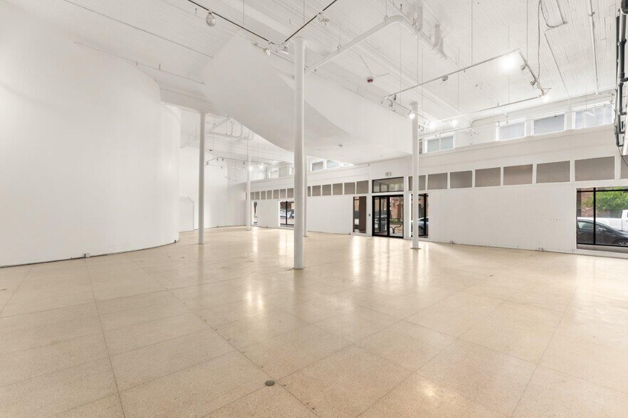 More Photos Of 625 Ryan St, Lake Charles Apartments For Sale