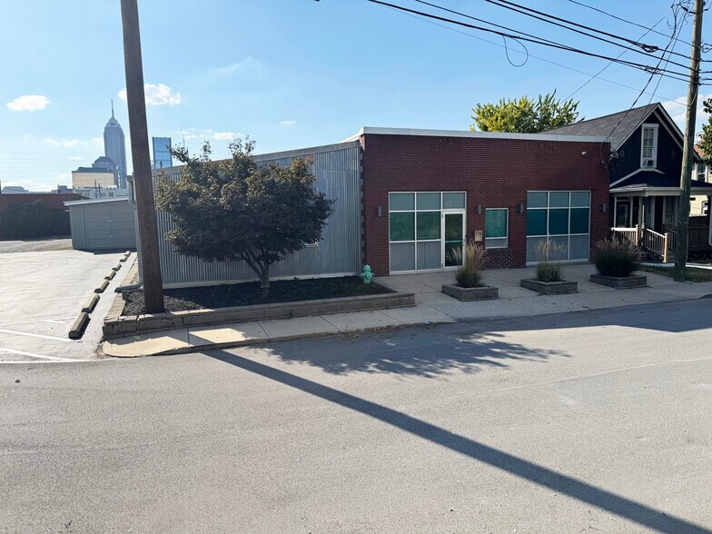 Primary Photo Of 220 N Davidson St, Indianapolis Research And Development For Lease