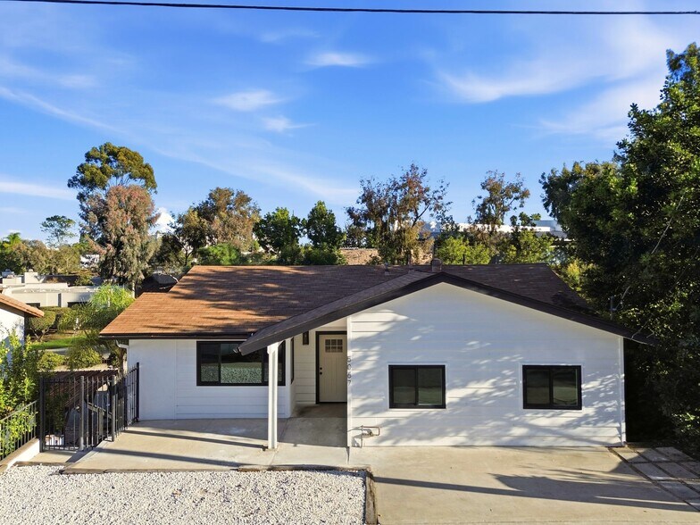 More Photos Of 5067 Alumni Pl, San Diego Multifamily For Sale