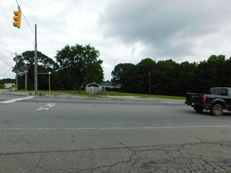 More Photos Of 7970 E Nc 150 Hwy, Terrell Land For Sale