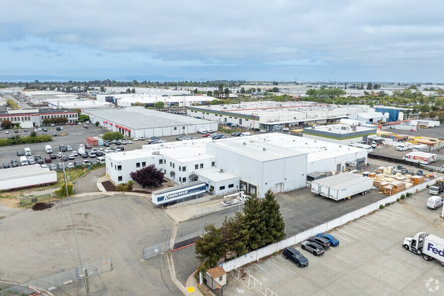 More Photos Of 1799 Factor Ave, San Leandro Manufacturing For Lease