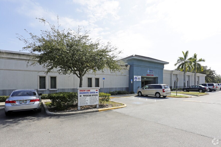 More Photos Of 315 75th St W, Bradenton Medical For Lease