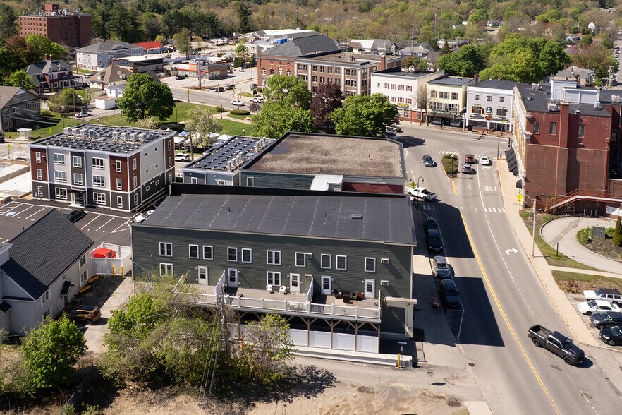 More Photos Of 13-17 Washington St, Sanford Apartments For Lease