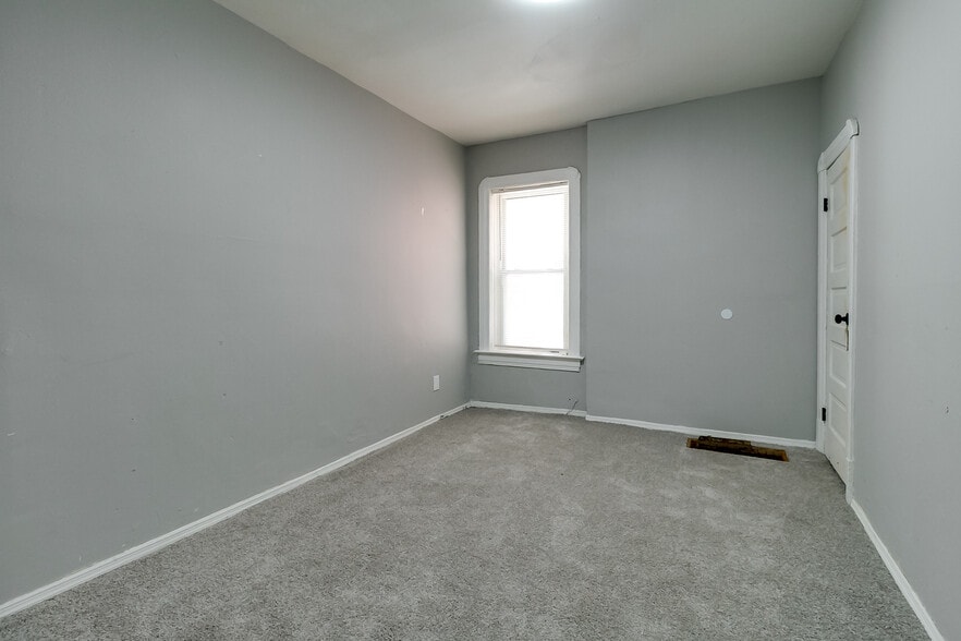 More Photos Of 1402 Granville Pl, Saint Louis Apartments For Sale