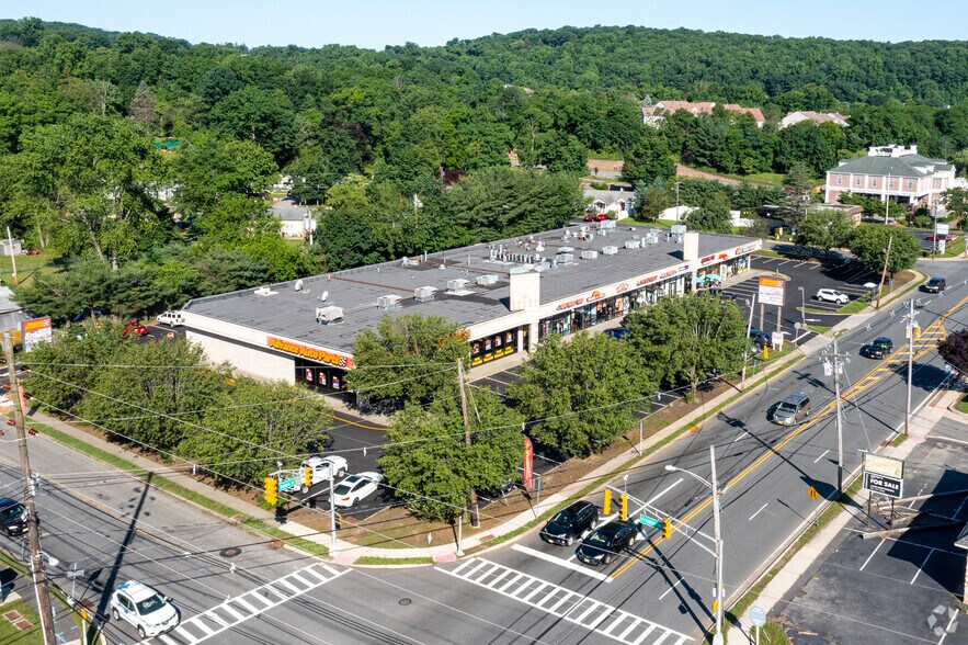 More Photos Of 330-350 S Salem St, Dover Freestanding For Lease