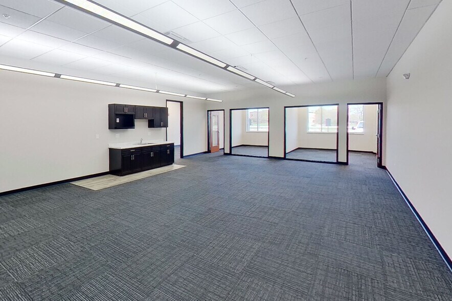 More Photos Of 10375 N Baldev Ct, Mequon Office For Sale