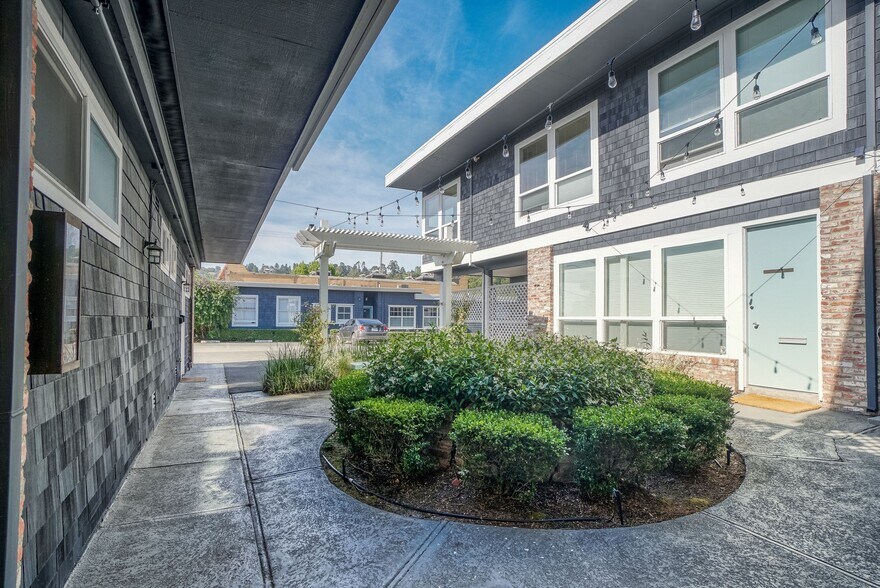 More Photos Of 125-131 Camino Alto, Mill Valley Office For Lease