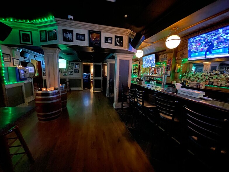 More Photos Of 33 W Central Ave, Pearl River General Retail For Sale