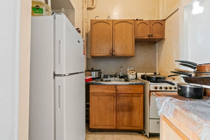 More Photos Of 2301 Maryland Ave, Baltimore Apartments For Sale