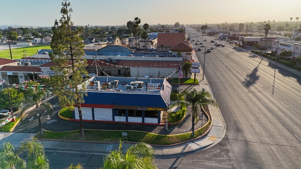 More Photos Of 201 W Foothill Blvd, Rialto Fast Food For Sale