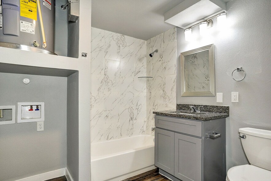 More Photos Of 1420 Park Pl, Sherman Apartments For Sale