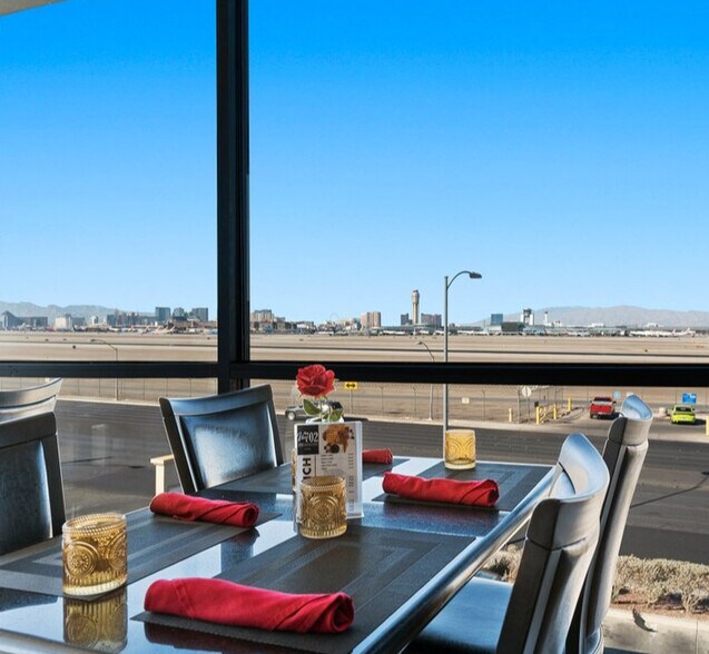 More Photos Of 1405 E Sunset Rd, Las Vegas Restaurant For Lease