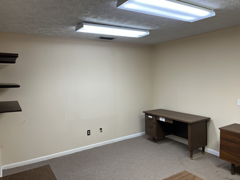 More Photos Of 5807 Macy Ave, Jacksonville Office For Lease