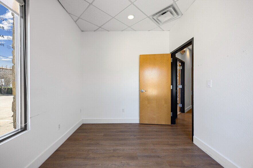 More Photos Of 7225 W Highway 71, Austin Medical For Lease