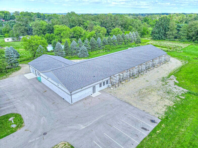 More Photos Of 2199 N Concord Rd, Parma Freestanding For Sale