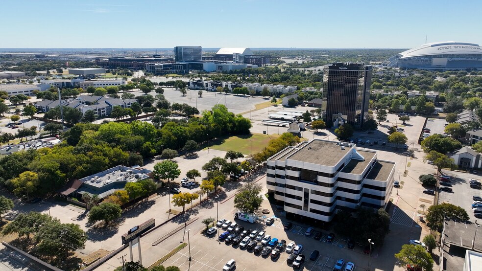 Primary Photo Of 1200 E Copeland Rd, Arlington Office For Sale