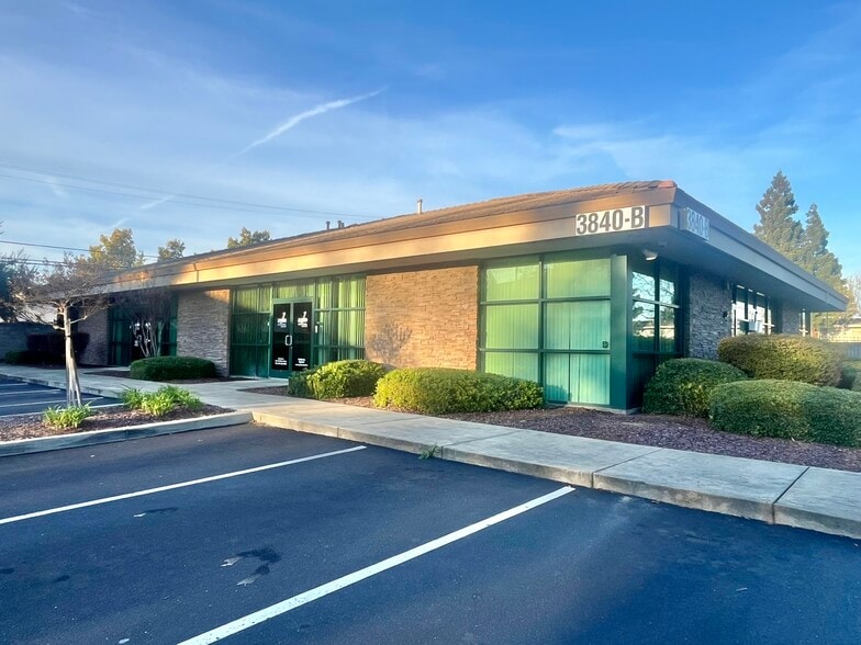 Primary Photo Of 3840 Watt Ave, Sacramento Medical For Sale