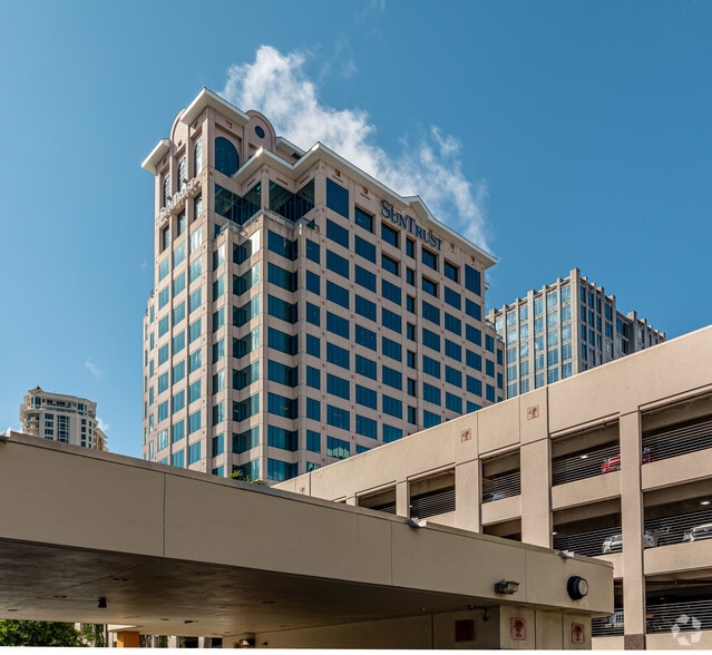 More Photos Of 515 E las olas Blvd, Fort Lauderdale Office For Lease